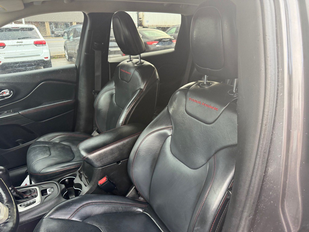 2015 Jeep Cherokee Image 21