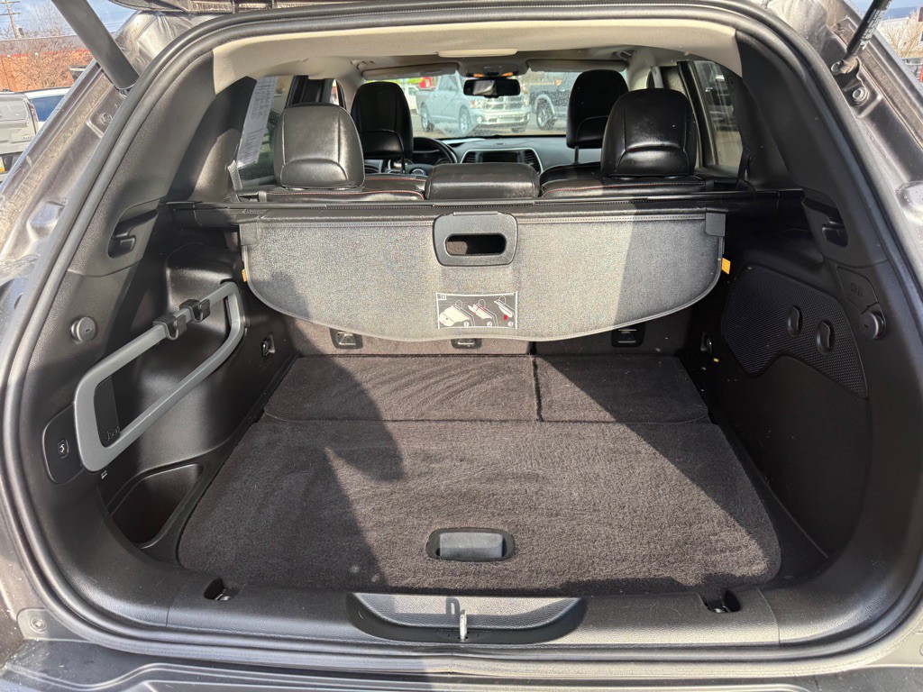 2015 Jeep Cherokee Image 44