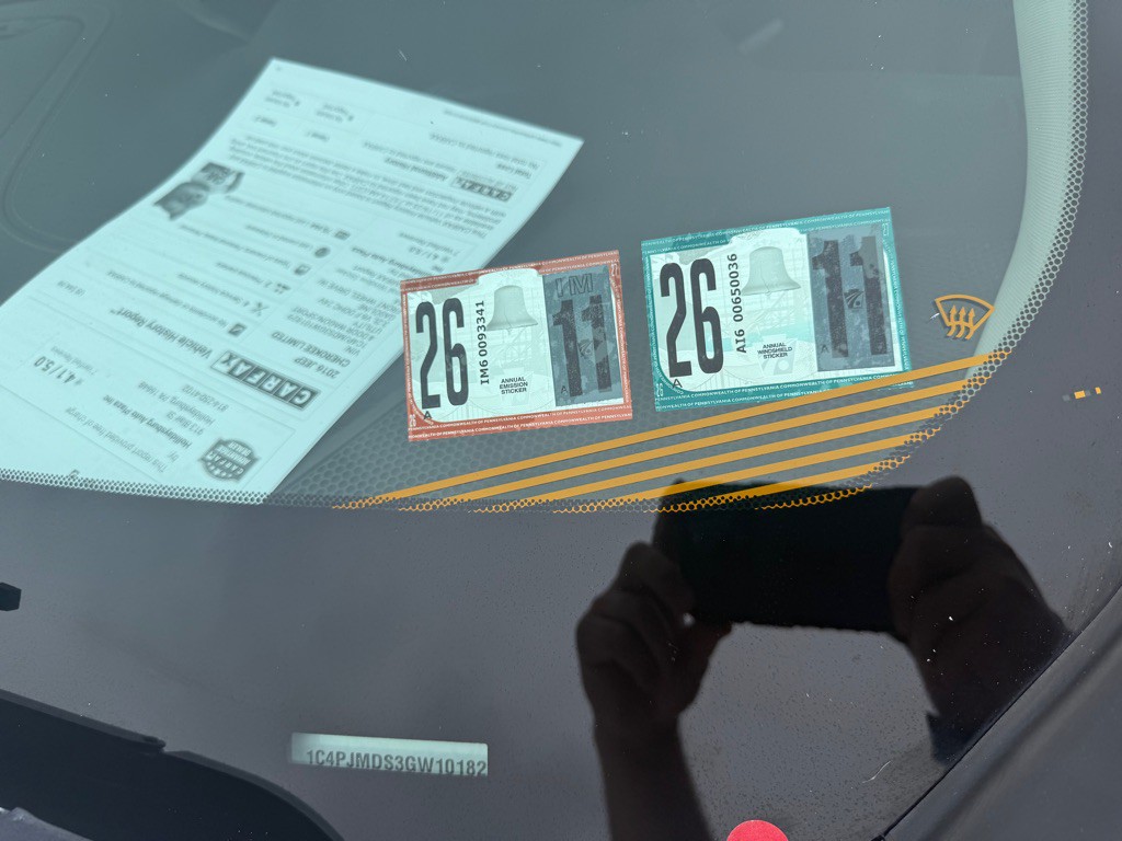 2016 Jeep Cherokee Image 17