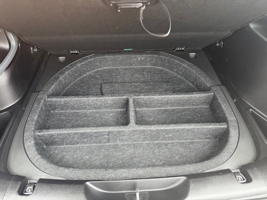 2016 Jeep Cherokee Image 42