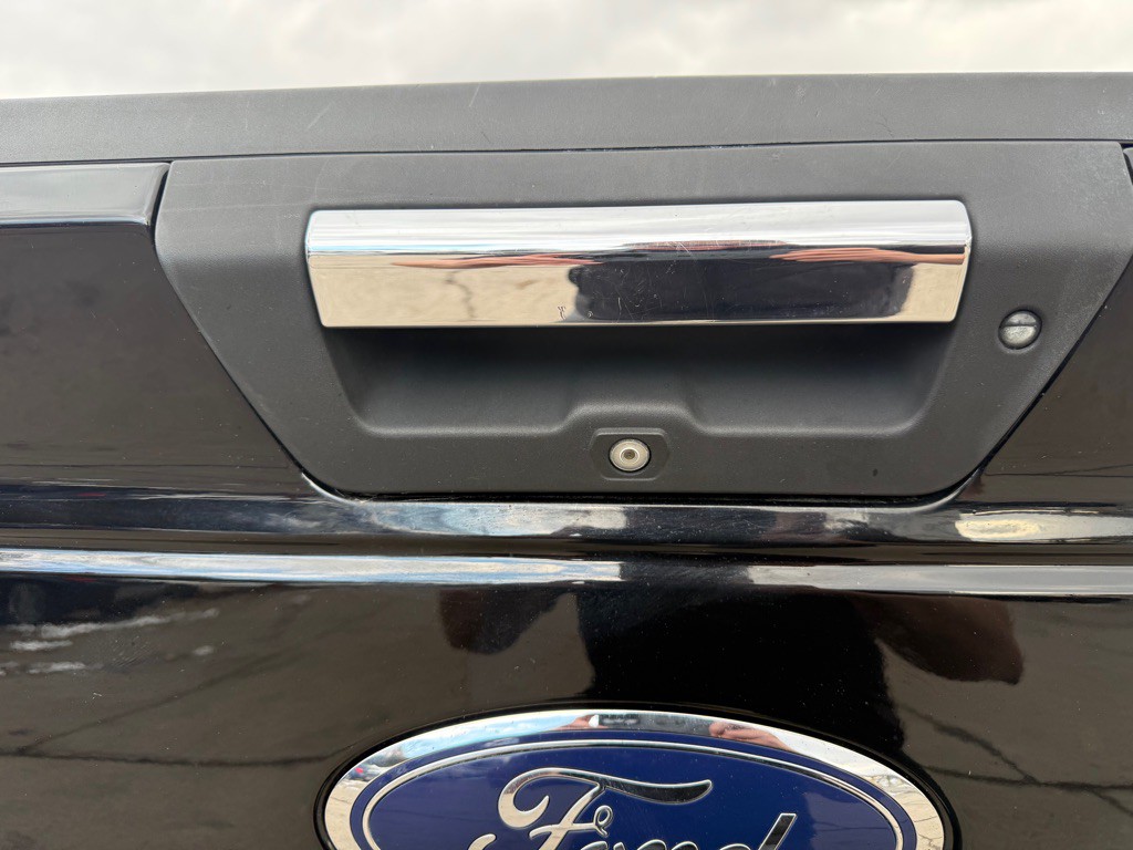 2016 Ford F-150 Image 12