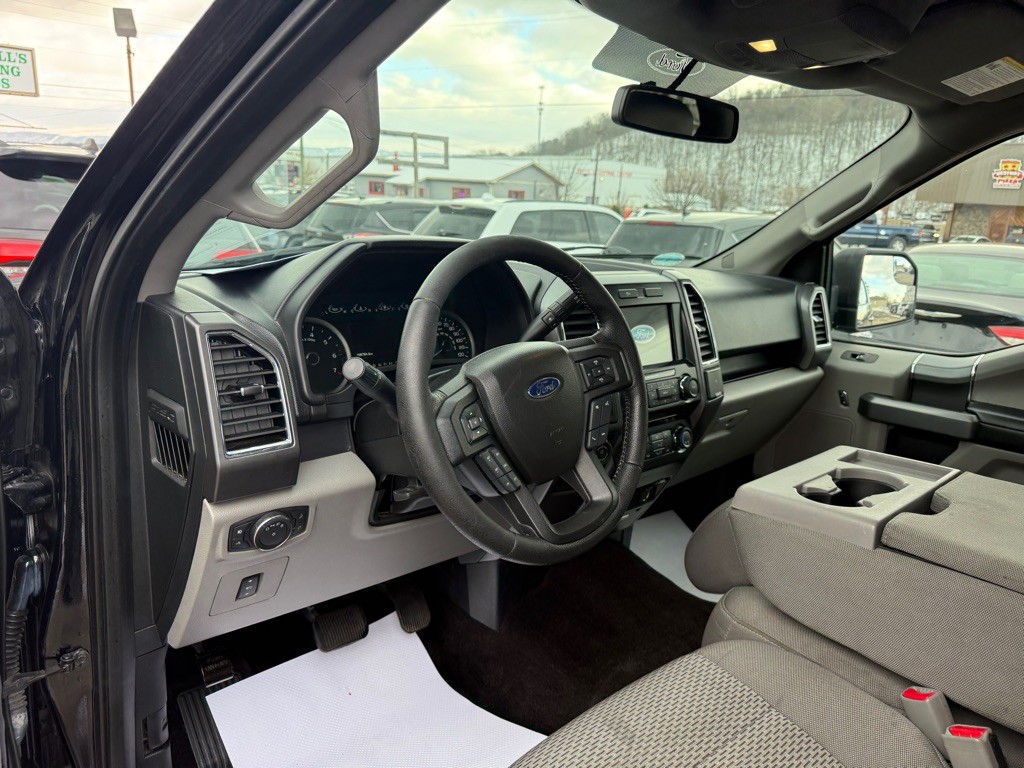 2016 Ford F-150 Image 20