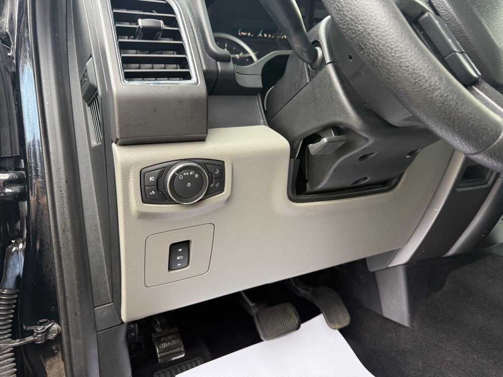 2016 Ford F-150 Image 27