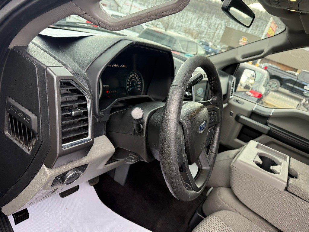 2016 Ford F-150 Image 28