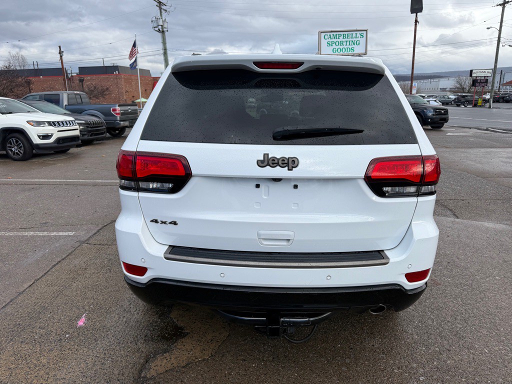 2016 Jeep Grand Cherokee Image 8