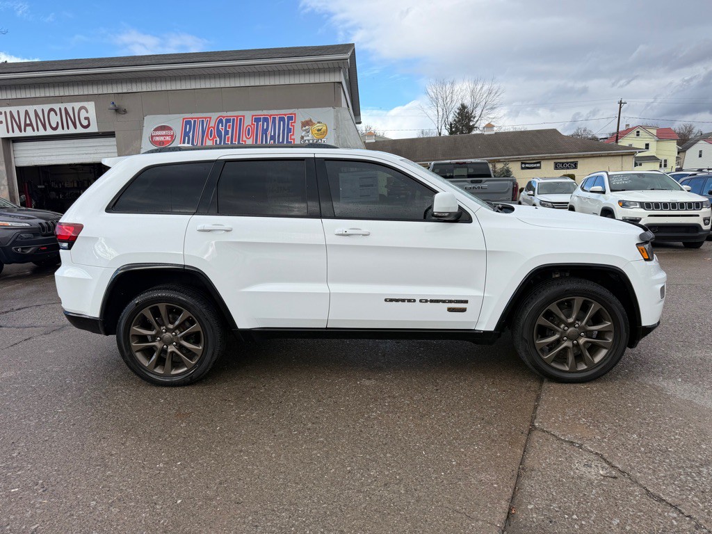 2016 Jeep Grand Cherokee Image 11