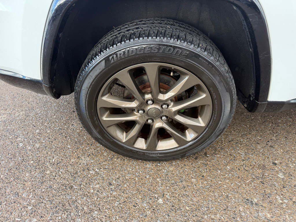 2016 Jeep Grand Cherokee Image 13