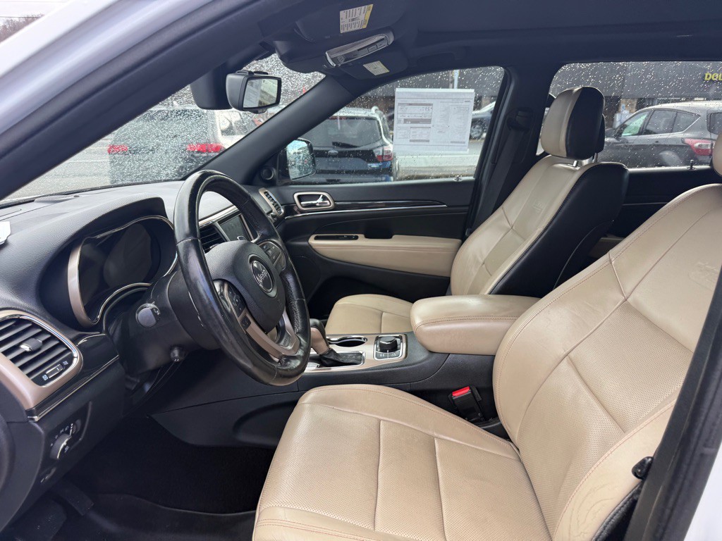 2016 Jeep Grand Cherokee Image 26