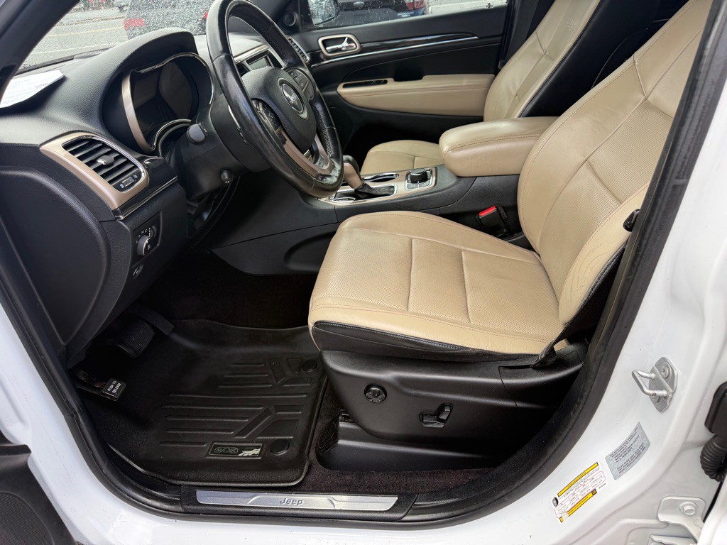 2016 Jeep Grand Cherokee Image 27