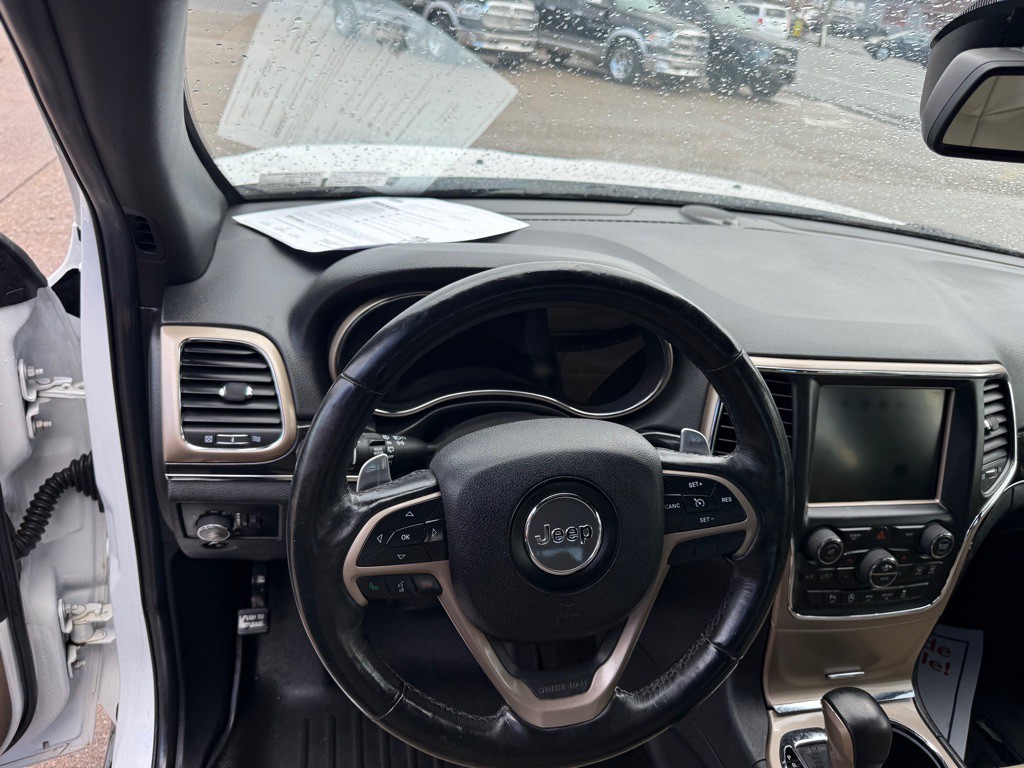 2016 Jeep Grand Cherokee Image 31