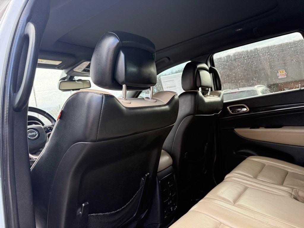 2016 Jeep Grand Cherokee Image 41