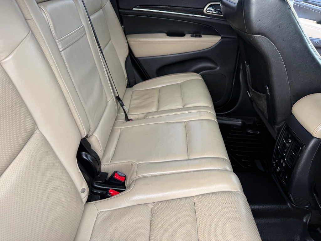 2016 Jeep Grand Cherokee Image 50