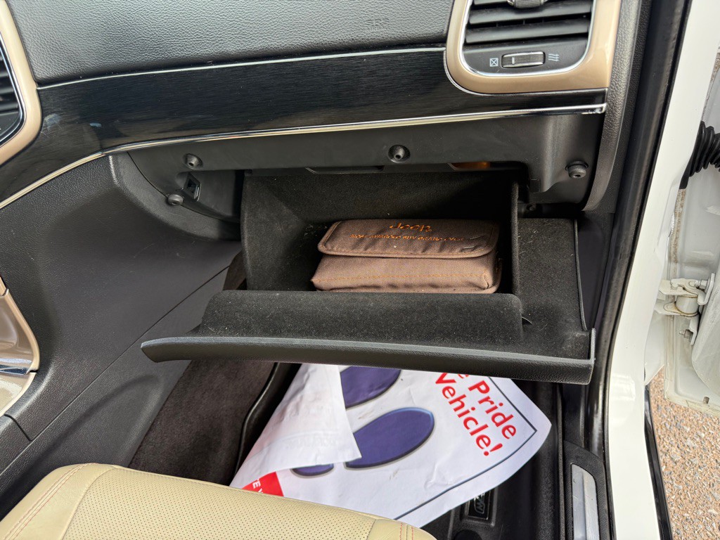 2016 Jeep Grand Cherokee Image 60