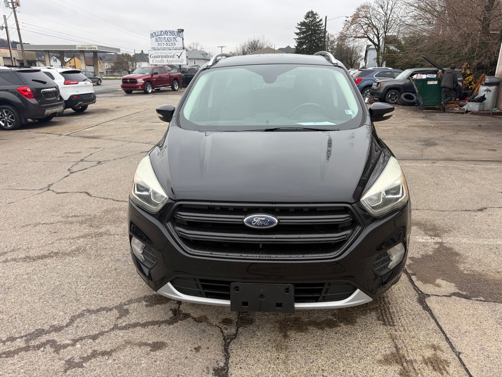 2017 Ford Escape Image 2