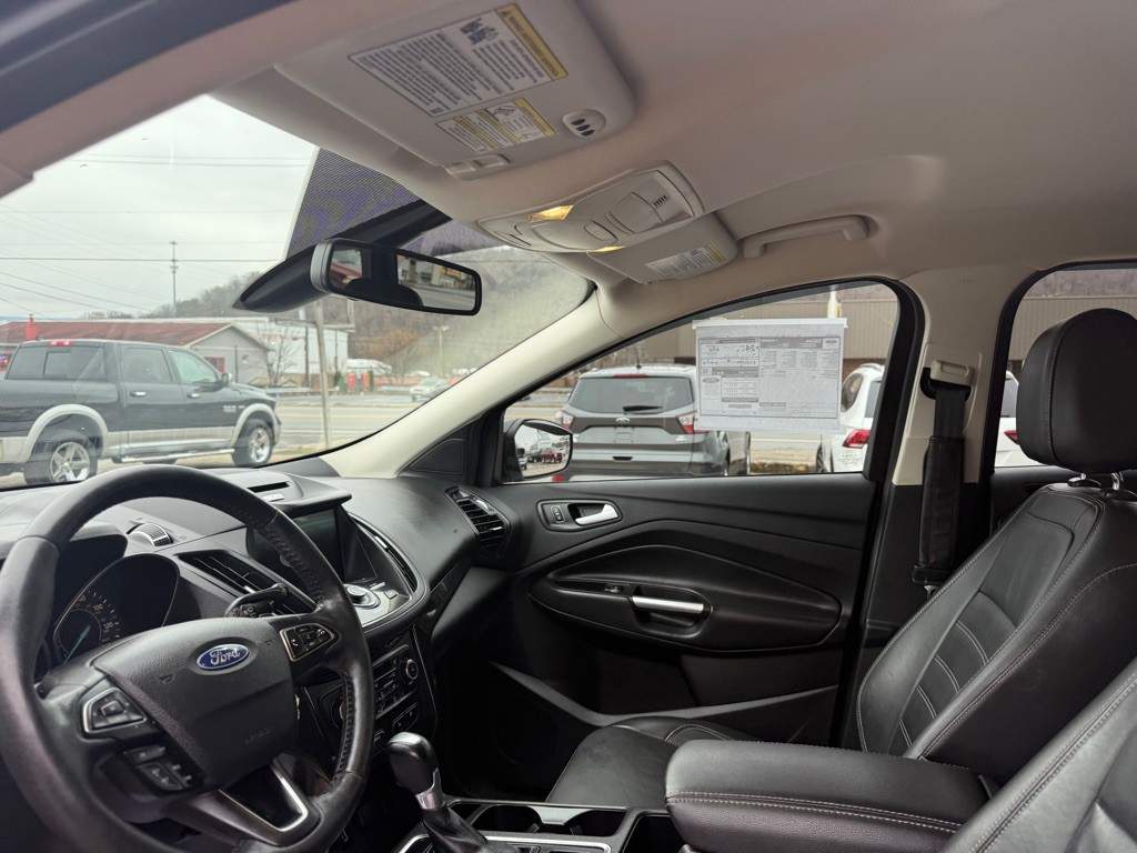 2017 Ford Escape Image 19