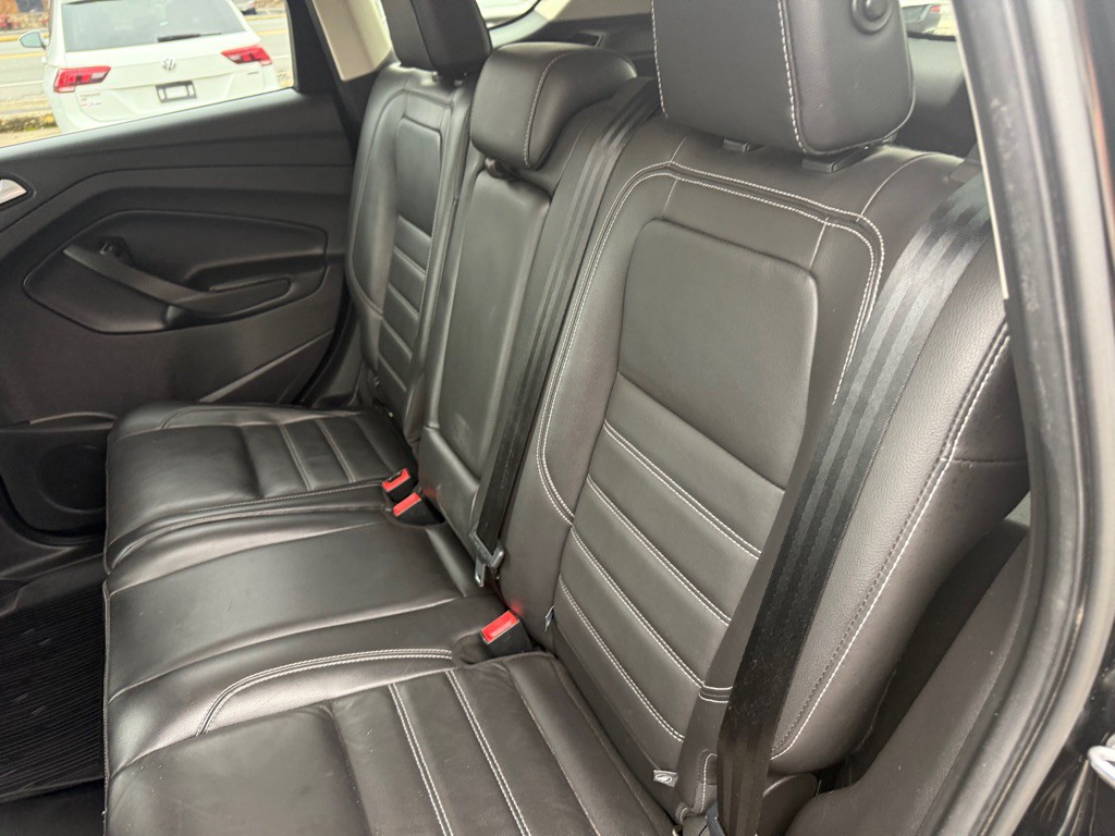 2017 Ford Escape Image 35