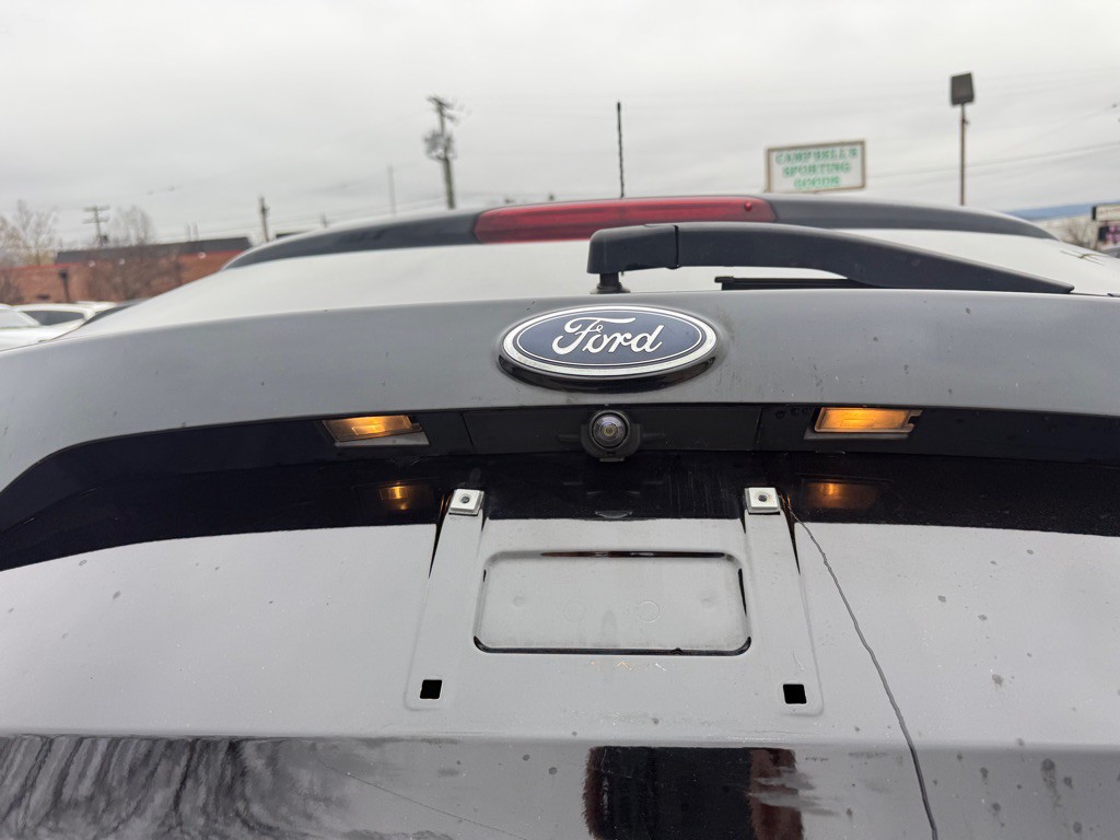 2017 Ford Escape Image 39