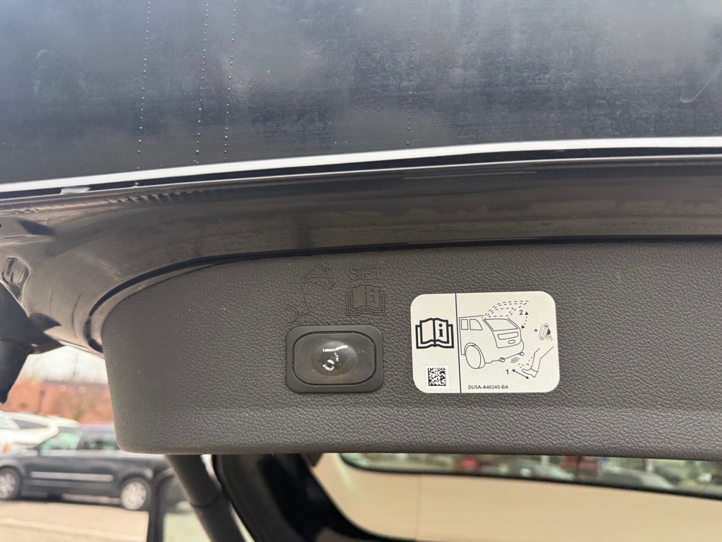 2017 Ford Escape Image 40