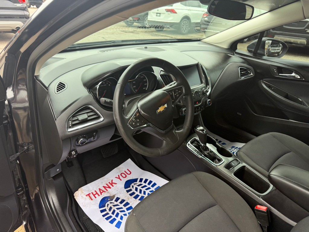 2016 Chevrolet Cruze Image 17