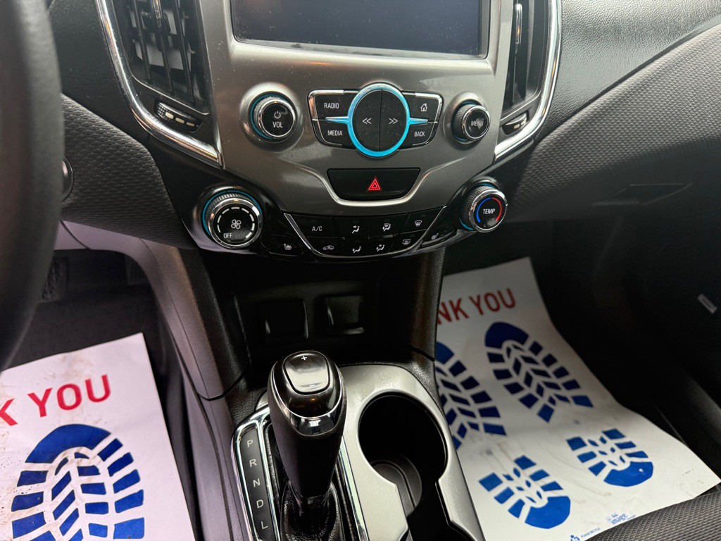 2016 Chevrolet Cruze Image 27