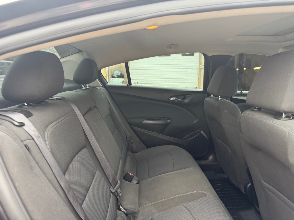 2016 Chevrolet Cruze Image 44