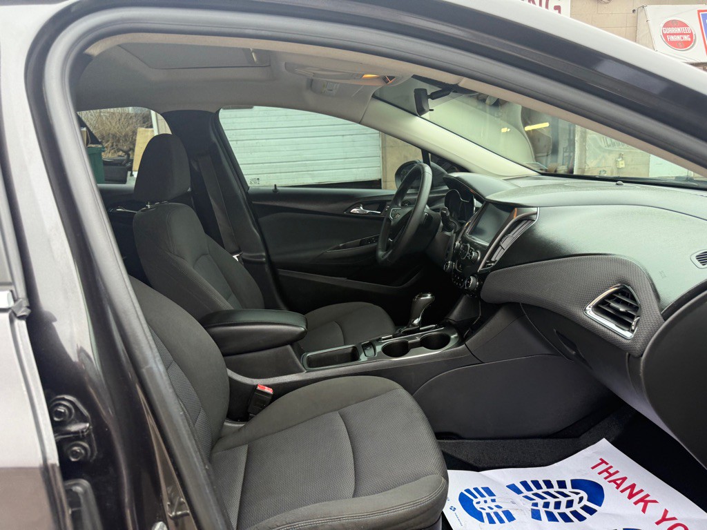 2016 Chevrolet Cruze Image 47