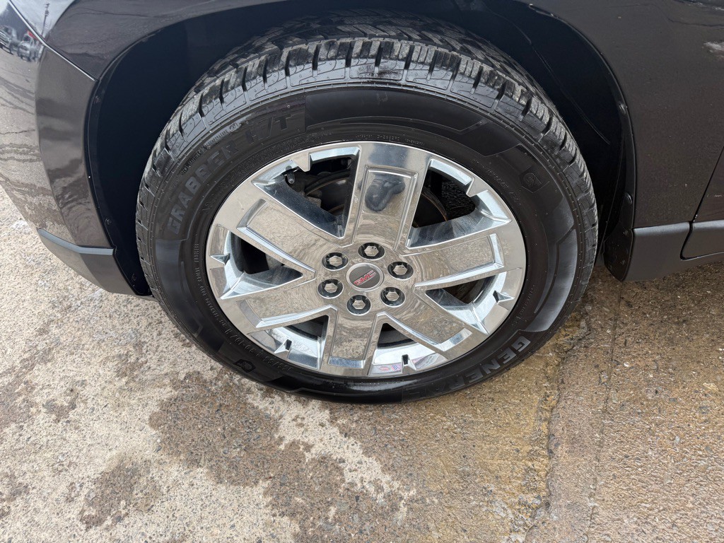 2017 GMC Acadia Image 12