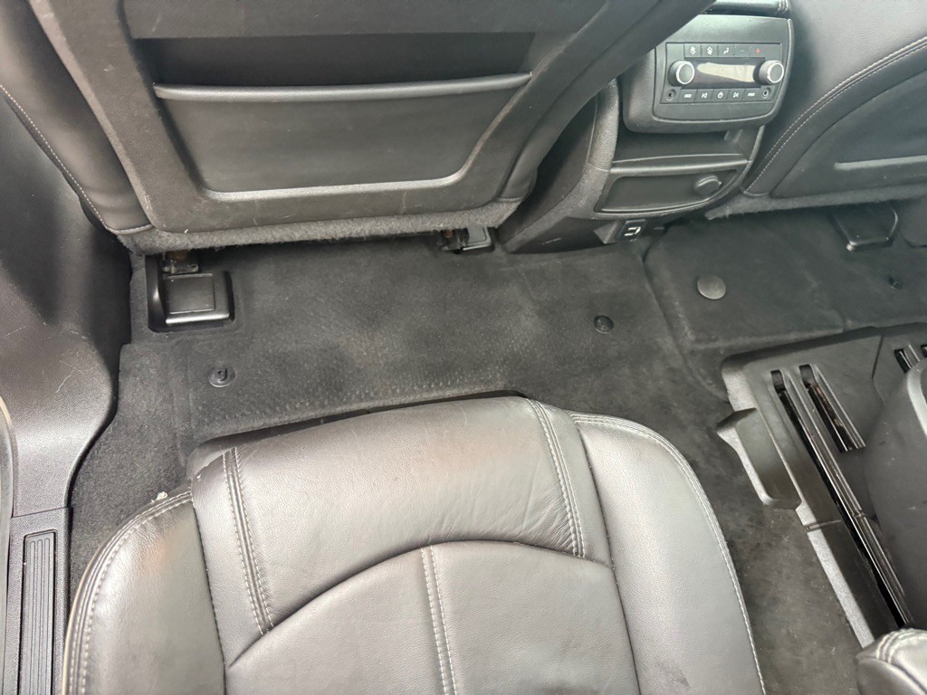 2017 GMC Acadia Image 38