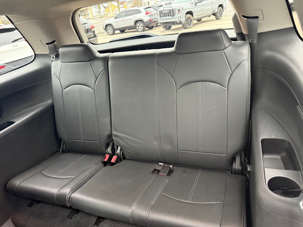 2017 GMC Acadia Image 42