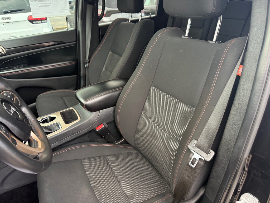 2016 Jeep Grand Cherokee Image 21