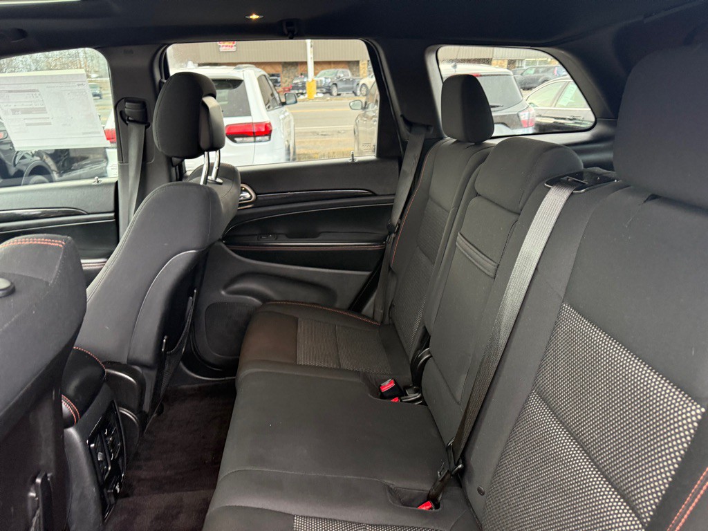 2016 Jeep Grand Cherokee Image 34