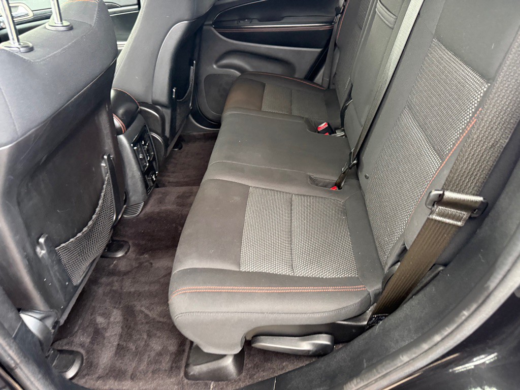 2016 Jeep Grand Cherokee Image 35