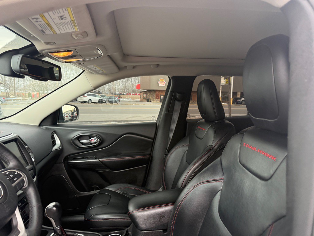 2014 Jeep Cherokee Image 17