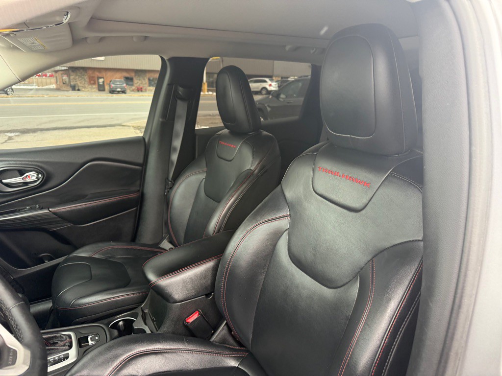 2014 Jeep Cherokee Image 18