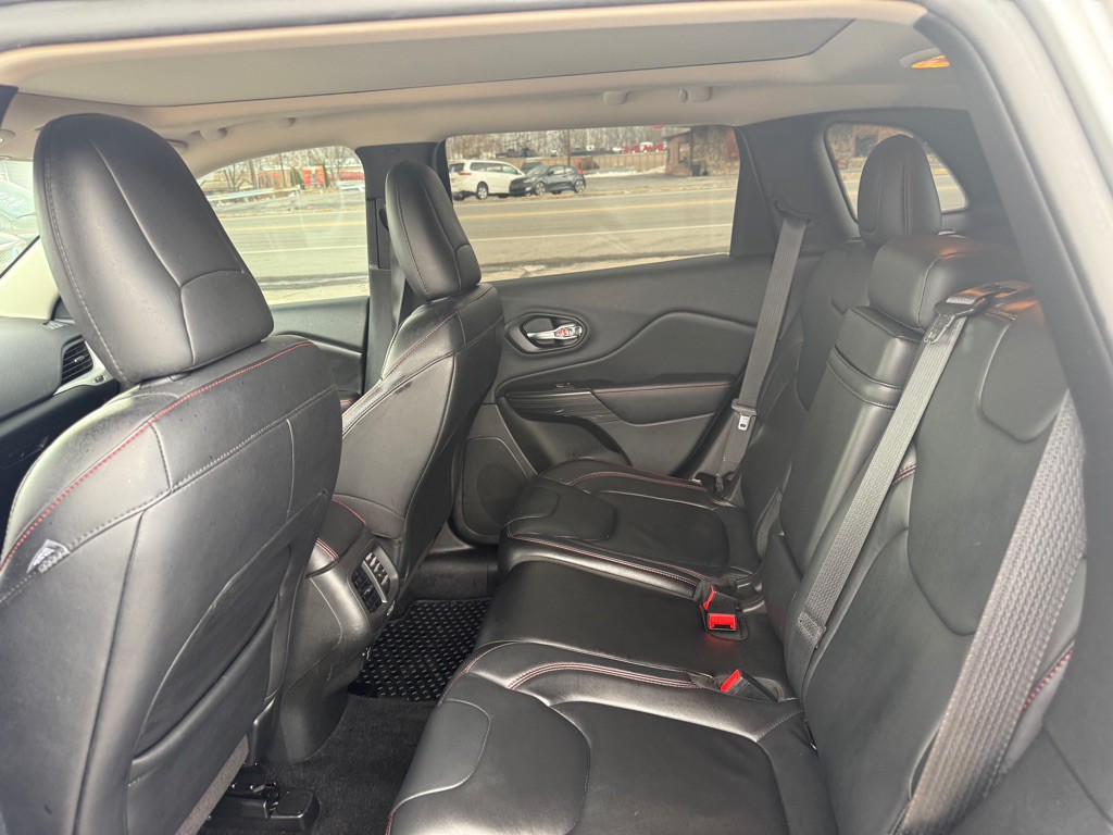 2014 Jeep Cherokee Image 34