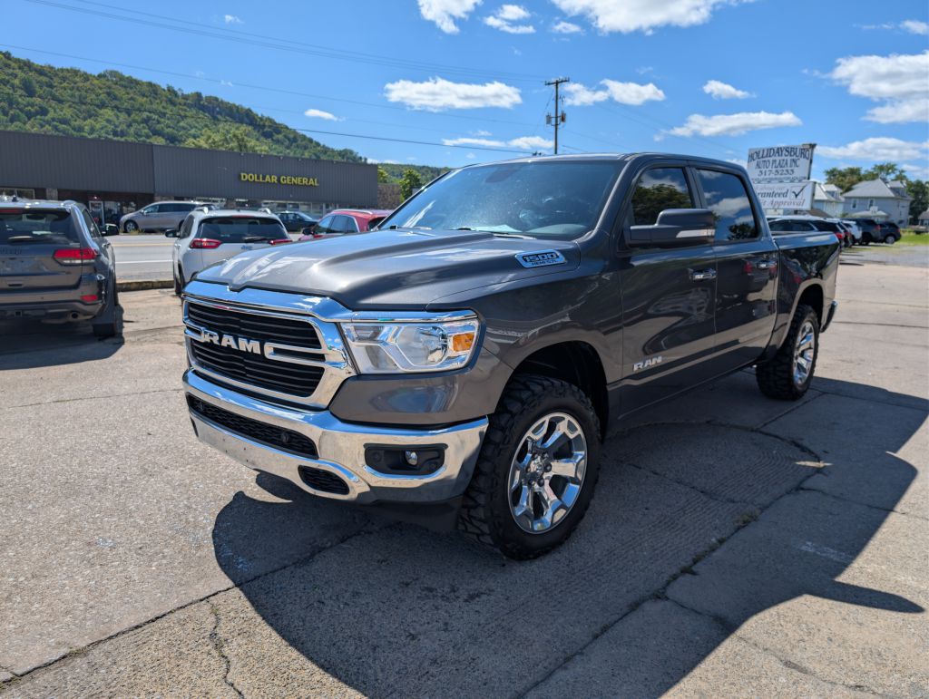 2019 RAM 1500 Image 3
