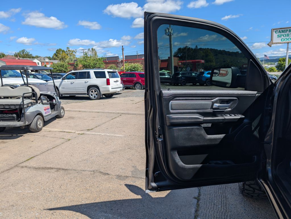 2019 RAM 1500 Image 16