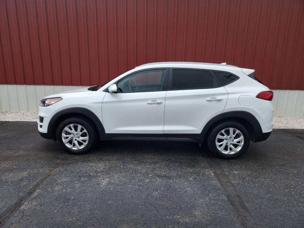 2021 Hyundai Tucson Image 2