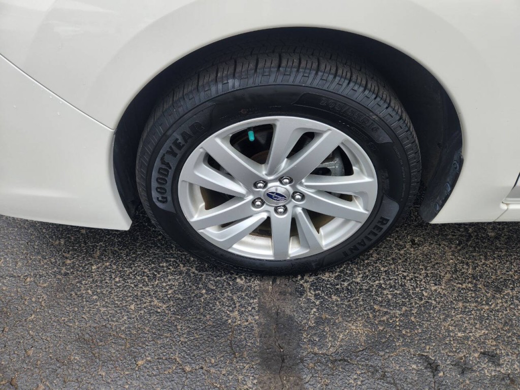 2015 Subaru Impreza Image 7