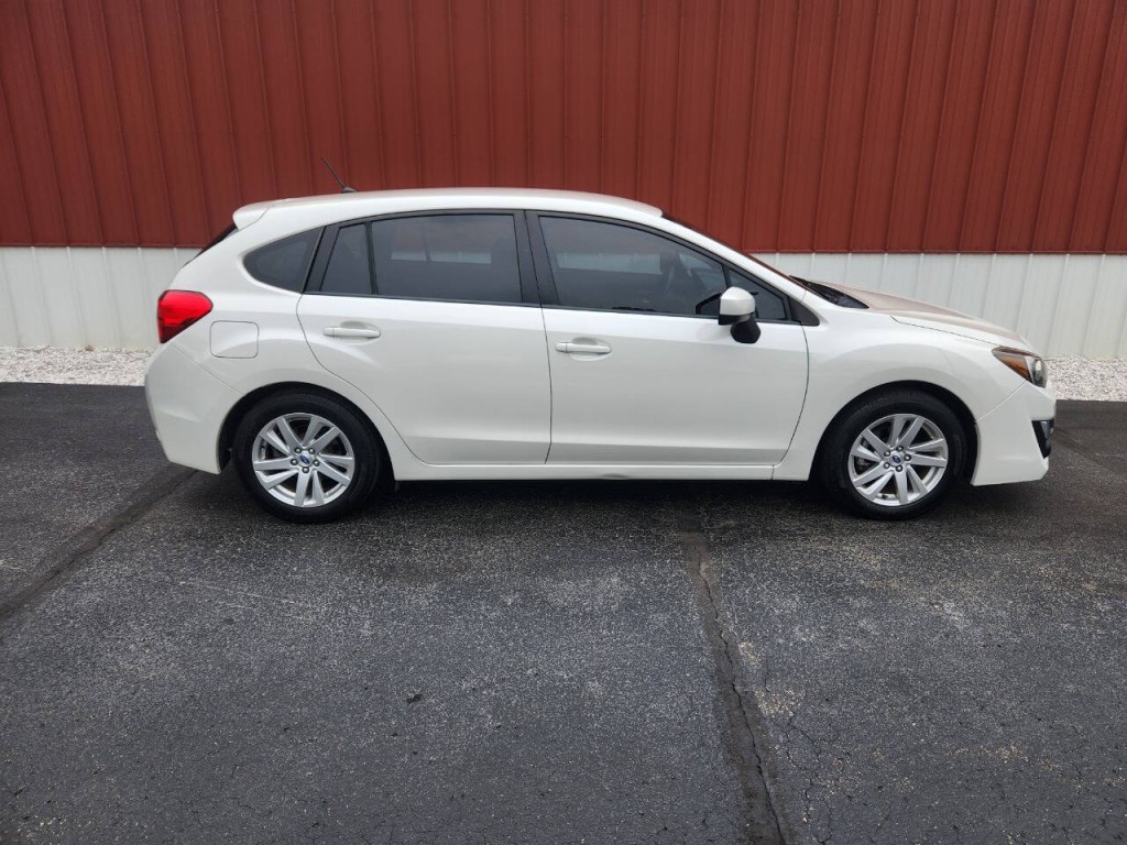 2015 Subaru Impreza Image 8