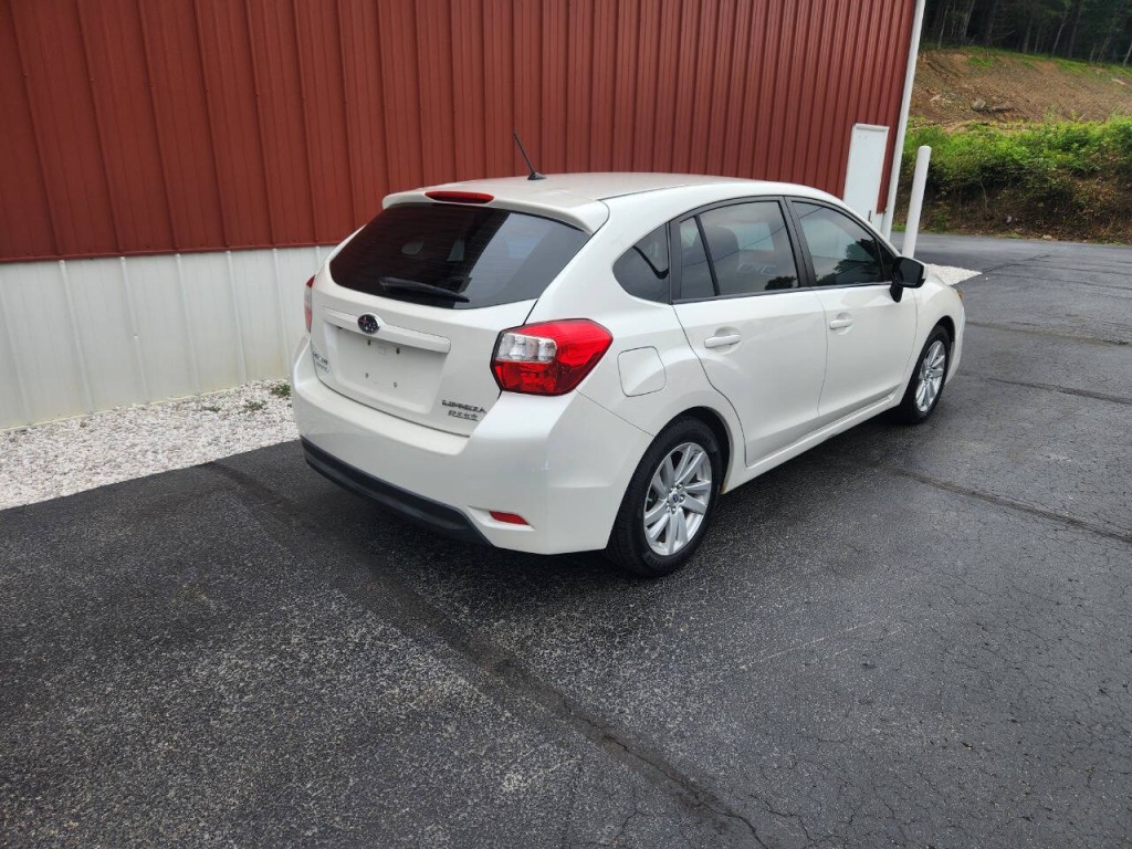 2015 Subaru Impreza Image 10