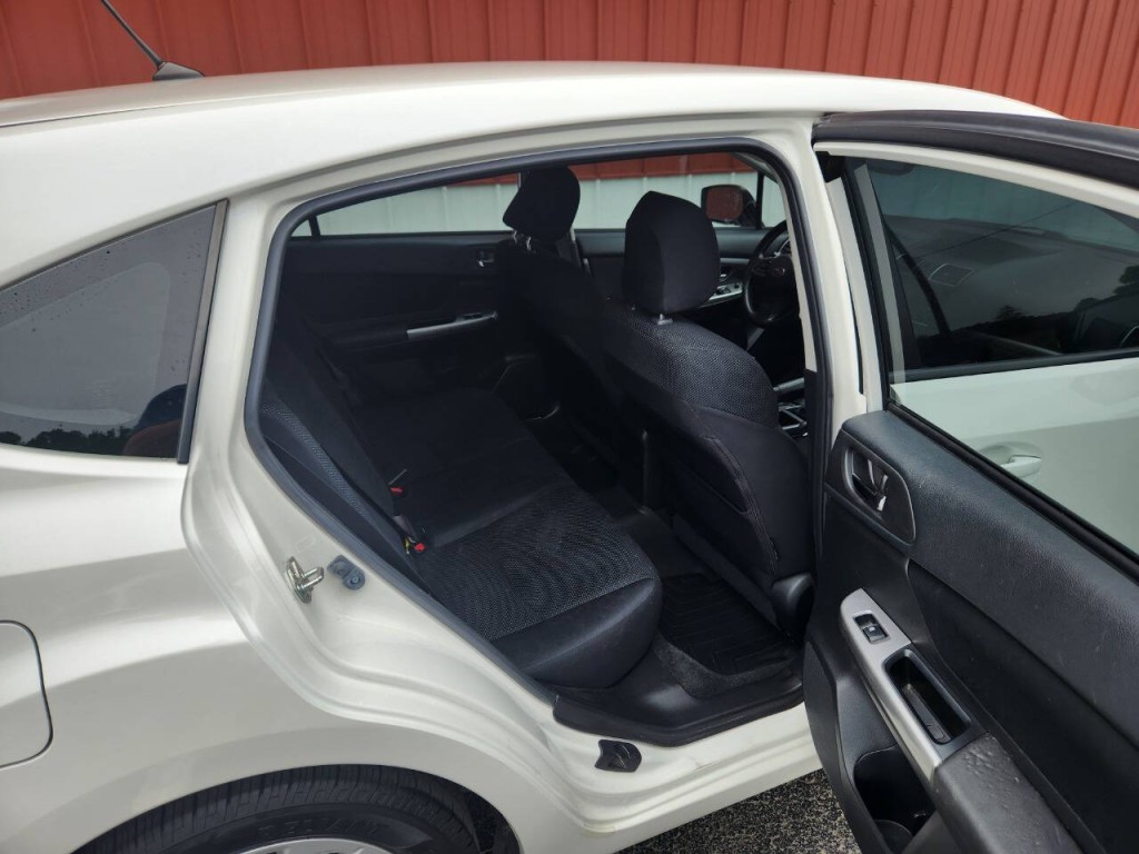 2015 Subaru Impreza Image 14