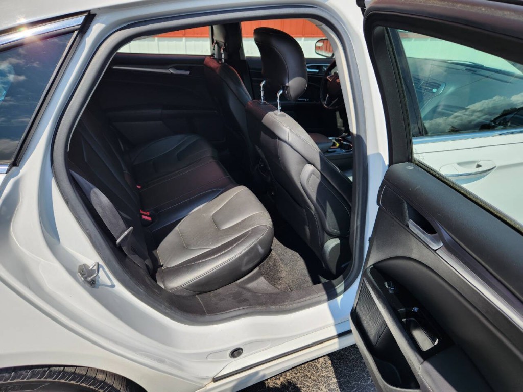 2014 Ford Fusion Image 14