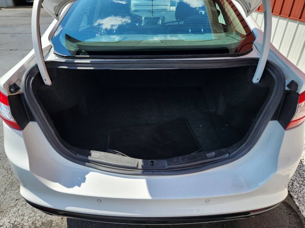 2014 Ford Fusion Image 15