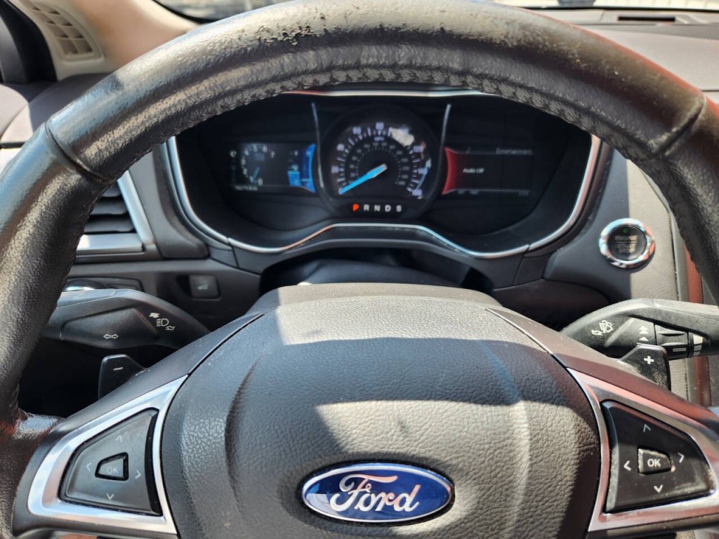 2014 Ford Fusion Image 22