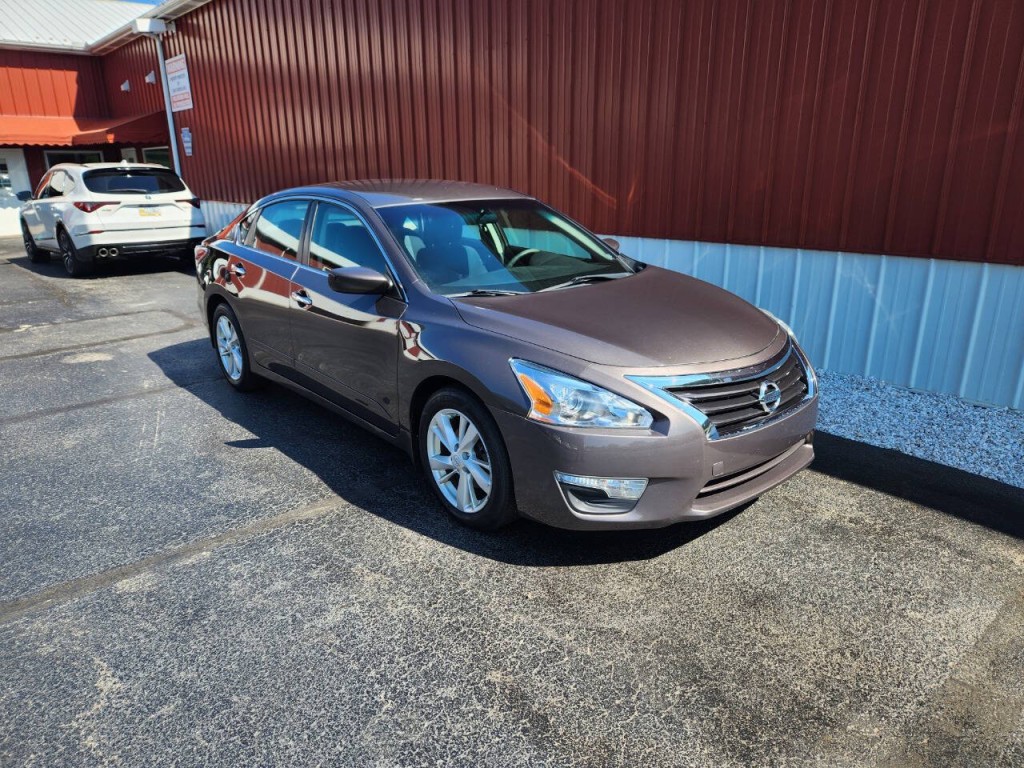 2014 Nissan Altima Image 9