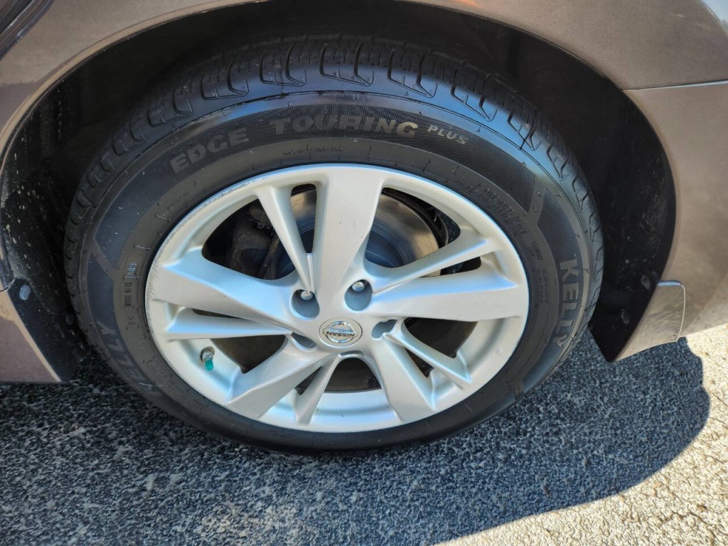 2014 Nissan Altima Image 12
