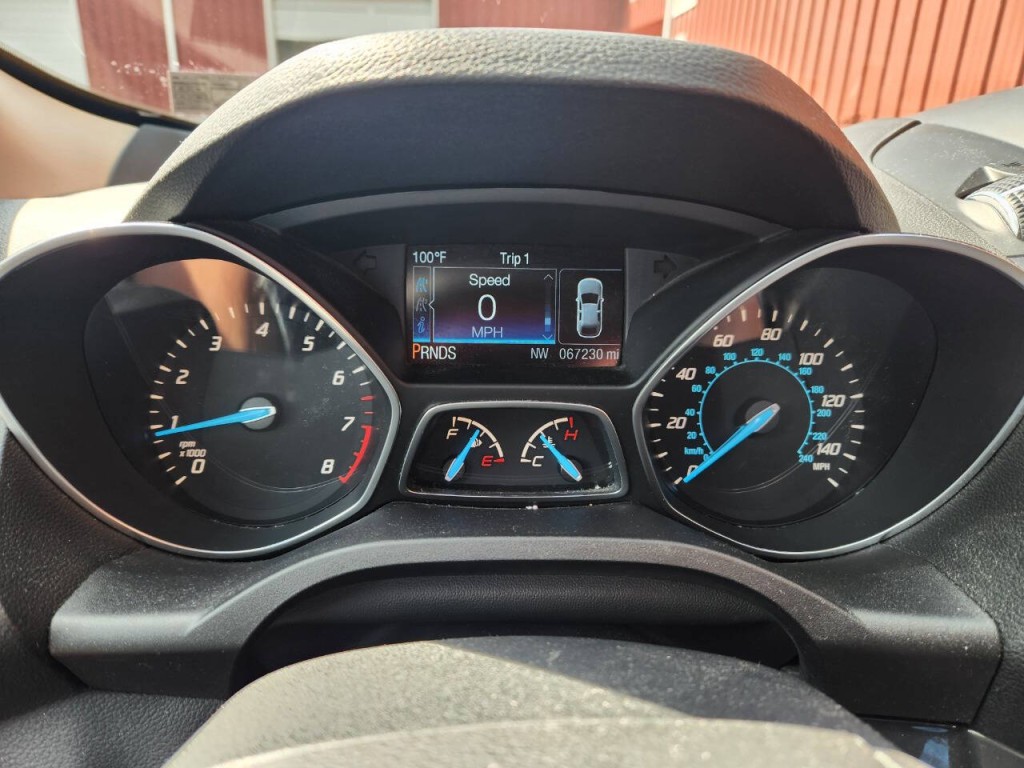 2015 Ford Escape Image 12