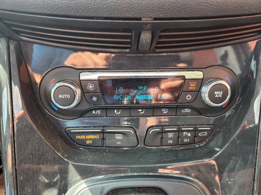 2015 Ford Escape Image 23