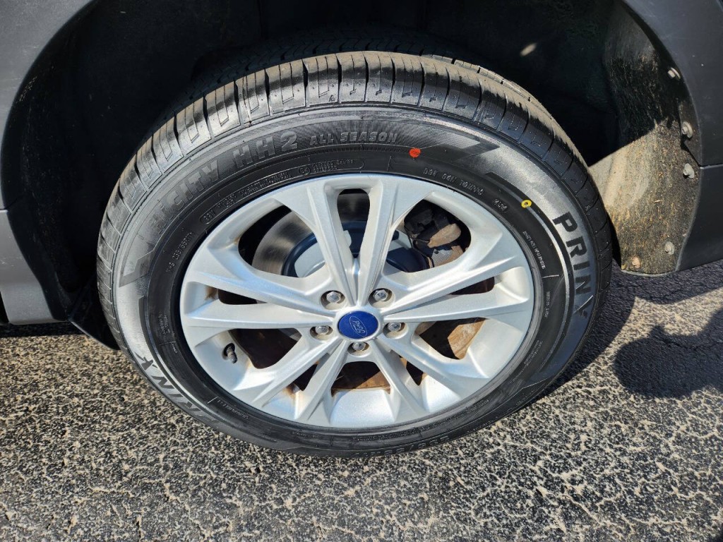 2017 Ford Escape Image 6